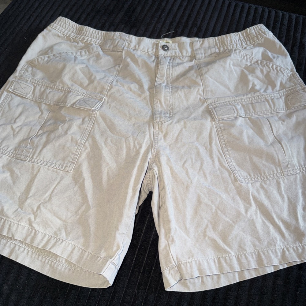 Cabelas Outdoors Mens Cargo Shorts Khaki Tan Size 44 Hiking Utility Casual